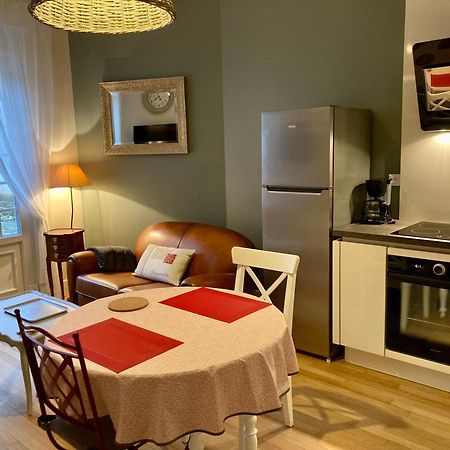 La Maison Virginie 1 A 2 Pers Charmant Hyper Centre- Cour- Parking- Linge- Fibre- Proximite Lac Canal Piscine 蒙塔日 外观 照片